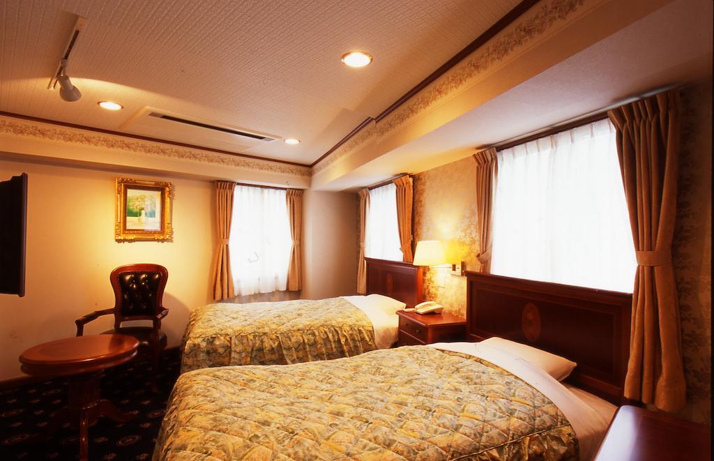 Beppu Station Hotel Rum bild