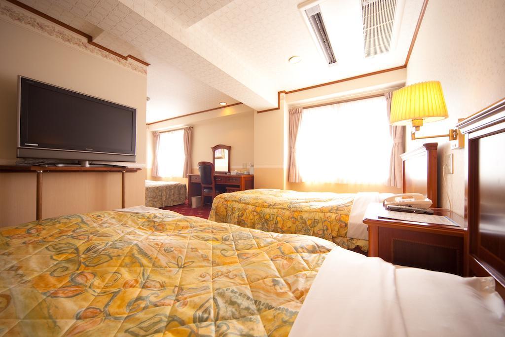 Beppu Station Hotel Rum bild