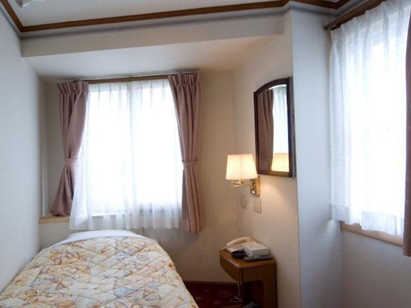 Beppu Station Hotel Exteriör bild